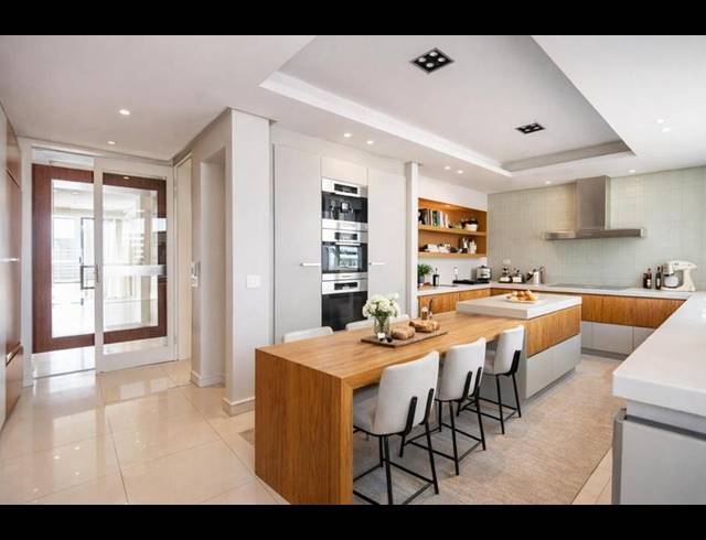 4 BEDROOM APARTMENT FOR SALE IN SANDOWN